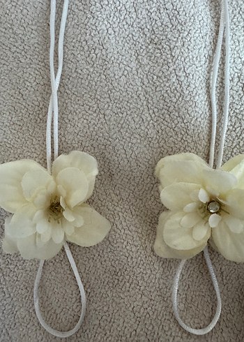 Bride to be Beyaz Kumaşlı Çiçekli şahmeran 2 adet - Görsel 3