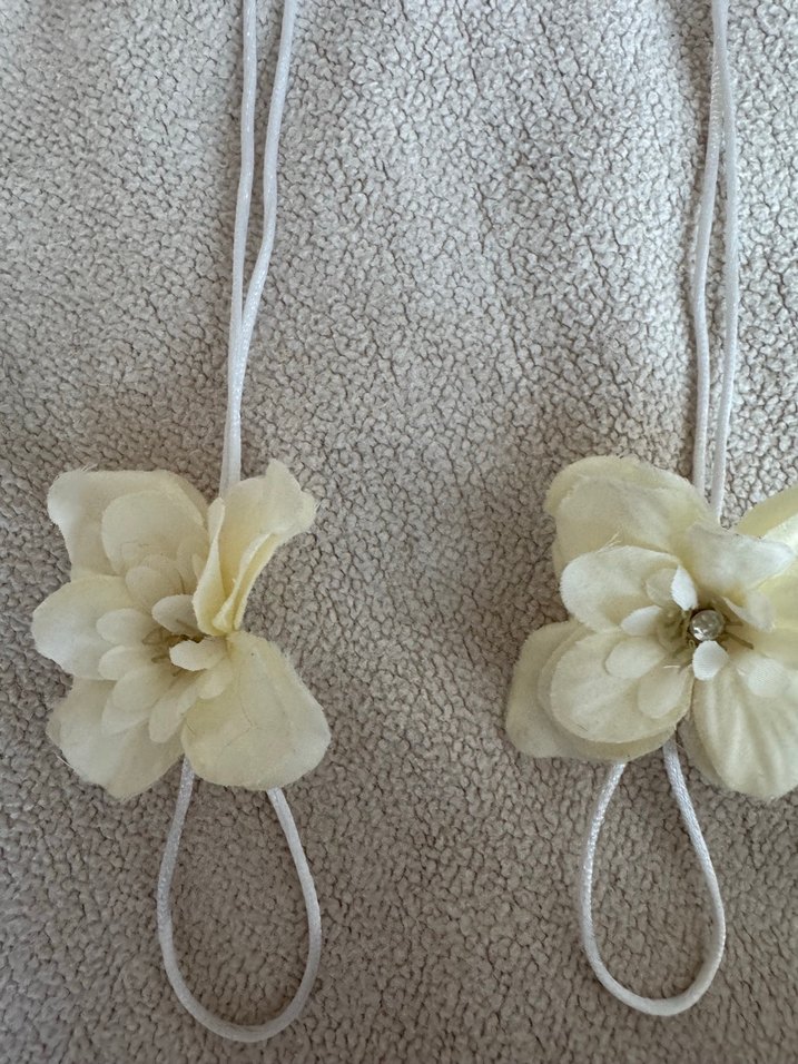 Bride to be Beyaz Kumaşlı Çiçekli şahmeran 2 adet - Görsel 2