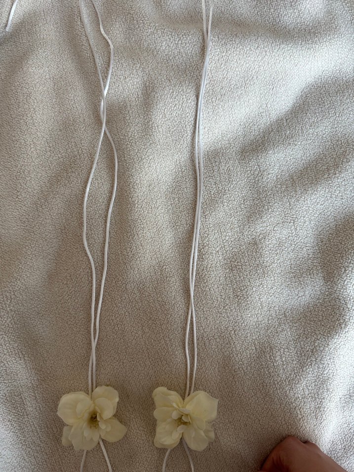 Bride to be Beyaz Kumaşlı Çiçekli şahmeran 2 adet - Görsel 4