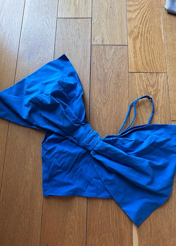Zara Mavi Yaka Fiyonk Detaylı Crop Top