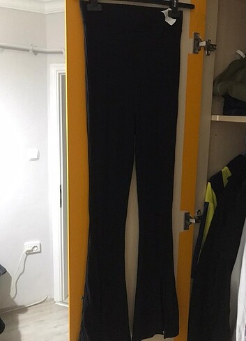 yırtmaçlı fitilli pantolon 