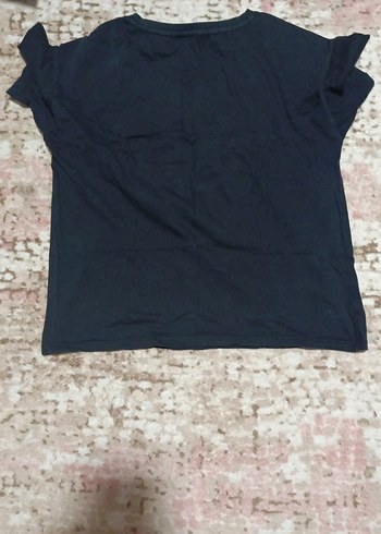 Kız Çocuk Siyah Deri Baskılı Tişört - Görsel 2