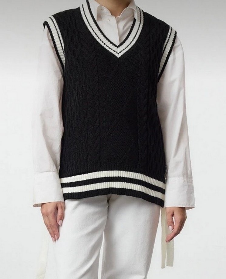 Nakış Detaylı Siyah Örgü Süveter S M beden uyumlu - Görsel 2