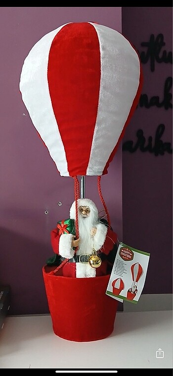 Uçan balonda Noel baba