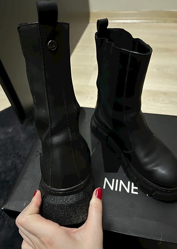 Nine West Siyah deri bot