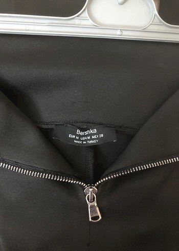s Beden BERSHKA Fermuarlı Siyah Kadın İspanyol Paça Pantolon