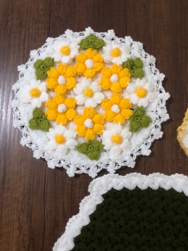 Çiçek Motifli El Örgüsü Lif Seti - Görsel 3