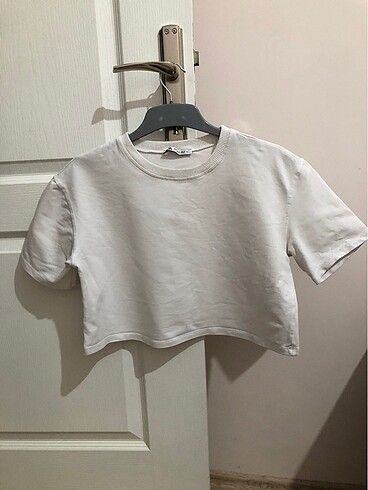 ZARA BEYAZ CROP