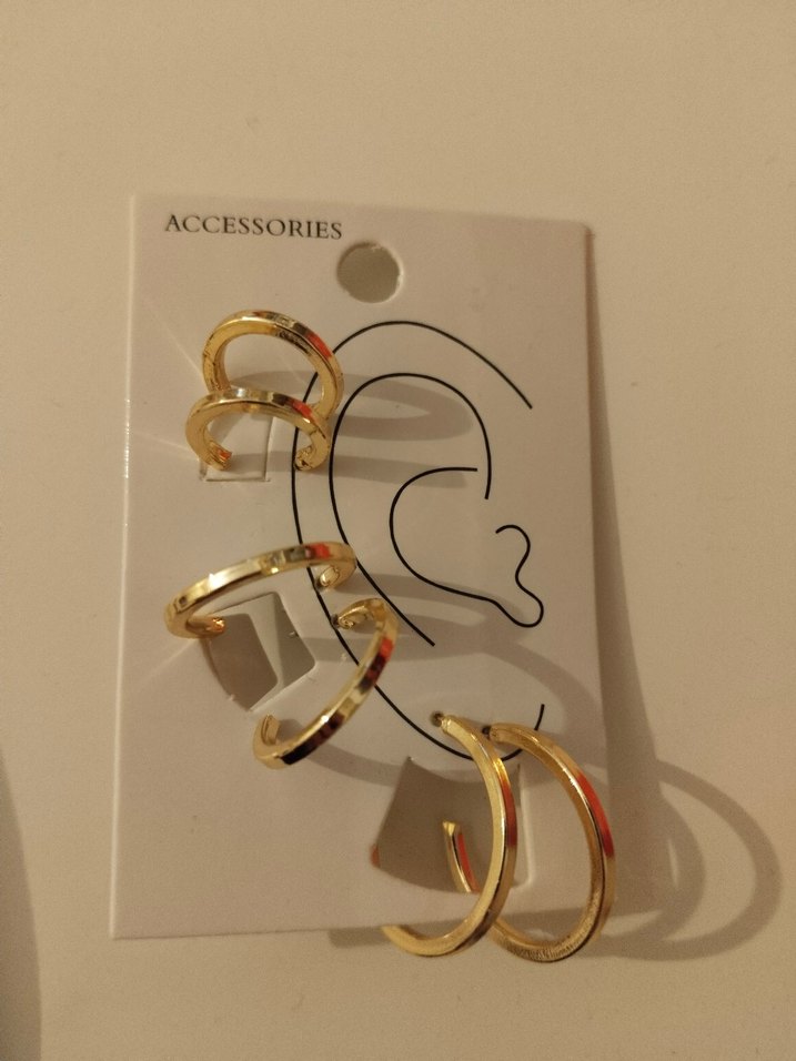 Minimalist Altın Renk Küpe Seti - Görsel 2