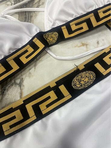 l Beden Versace Bikini