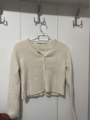 Bershka kazak