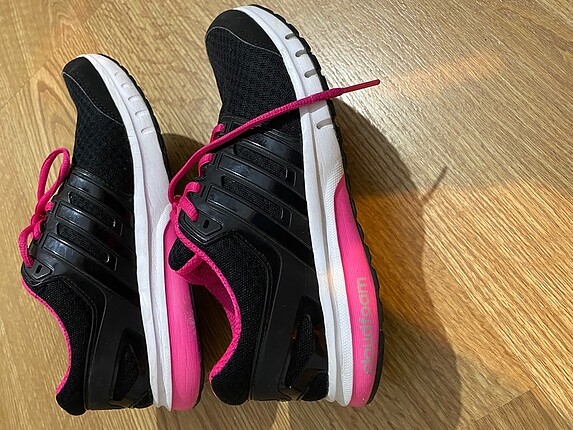 38 Beden Adidas spor ayakkabı 38.5