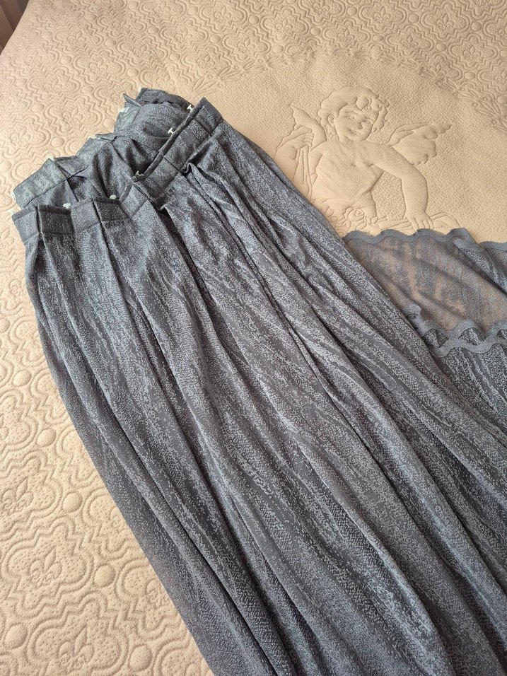 Gri Gölgeli Gotik Tarz Perde - Görsel 2