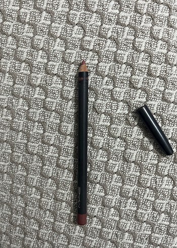 Mac Bordo Renkli Dudak Kalemi - Görsel 3