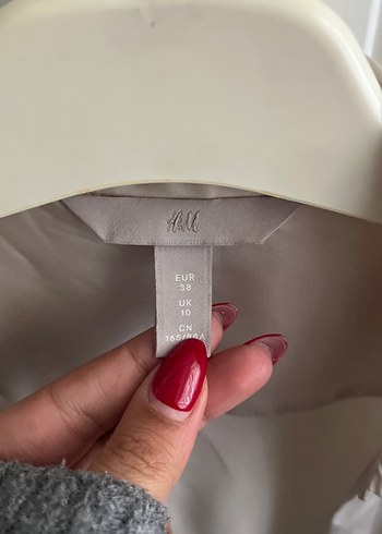 Bej Kadın Düğmeli Saten Gömlek - Görsel 2