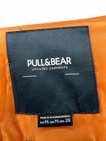 m Beden yeşil Renk Pull and Bear Bomber %70 İndirimli.