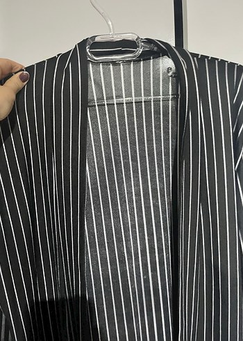 Kadın Siyah Çizgili Midi Blazer - Görsel 3