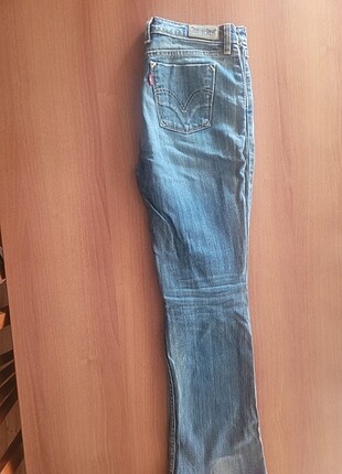 l Beden Levis kot