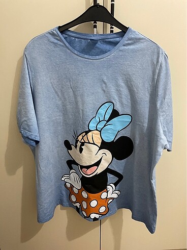 Disneyy tshrt