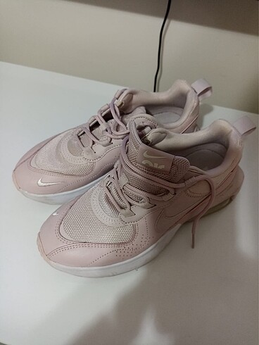 Nike spor ayakkabı