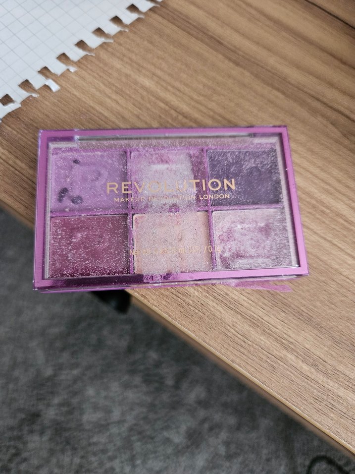 Revolution Mor Işıltılı Göz Farı Paleti - Görsel 2