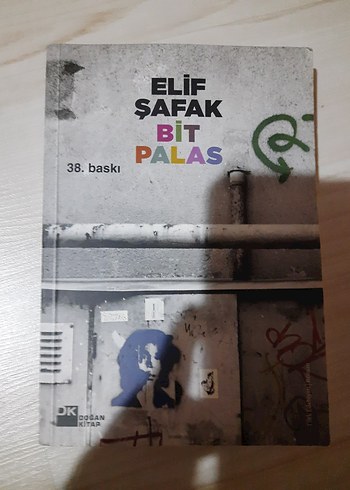 Elif Şafak - Bit Romanı, 38. Baskı - Görsel 2