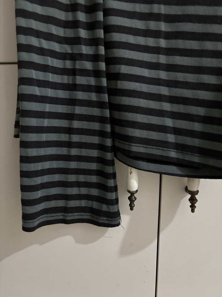 Gri siyah Çizgili kolları geniş bady - Görsel 2