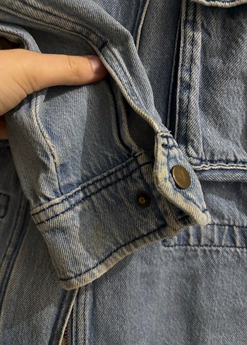 Düğmeli Mavi Kadın Kot Ceket - Görsel 4