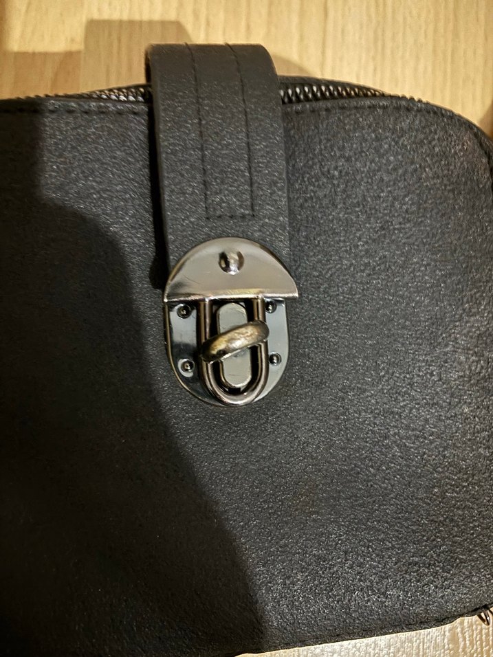 Siyah Kadın Omuz Çantası - Görsel 4