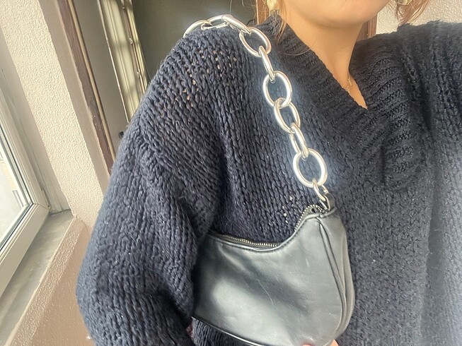 Beden siyah Renk Bershka zincirli çanta