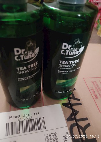 Farmasi Dr. C. Tuna Tea Tree Şampuan 225 ml ve duş Jeli