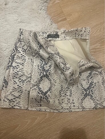 s Beden çeşitli Renk Bershka deri etek