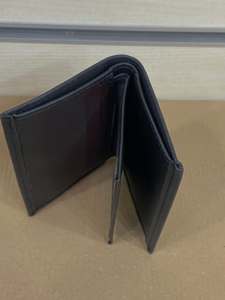 Kinetix Erkek siyah kartlık Cüzdan indirimde - Görsel 4