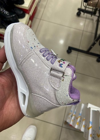 Buz gri Renkli Kelebek Desenli Kız Çocuk Spor Ayakkabı IŞIKLI - Görsel 7