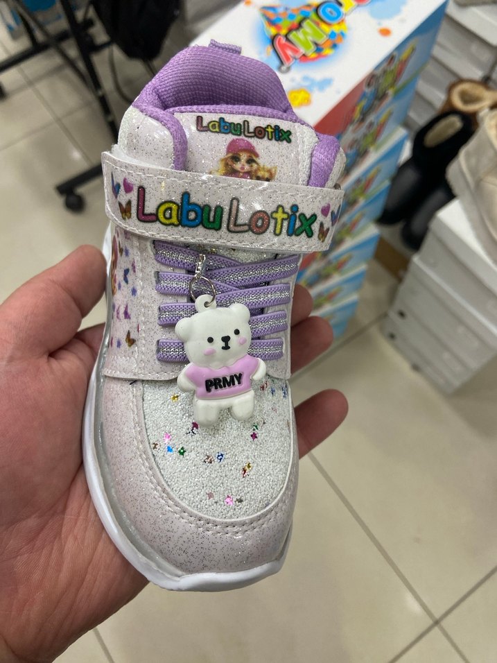 Buz gri Renkli Kelebek Desenli Kız Çocuk Spor Ayakkabı IŞIKLI - Görsel 5