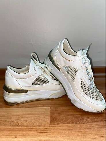 Sneaker spor ayakkabı