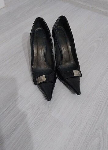 38 Beden Stiletto siyah rugan