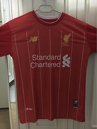 Kırmızı liverpool 2019 forma