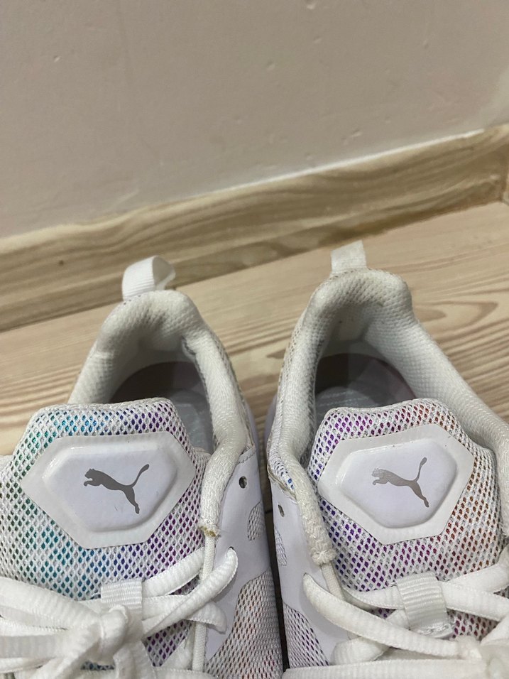 Puma Beyaz Pastel Bağcıklı Kadın Spor Ayakkabı - Görsel 4