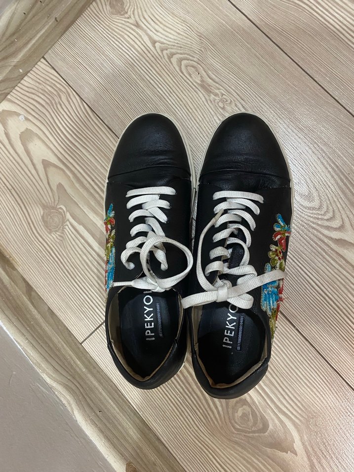 İpekyol Nakışlı ve Boncuk Detaylı Siyah Spor Ayakkabı - Görsel 3