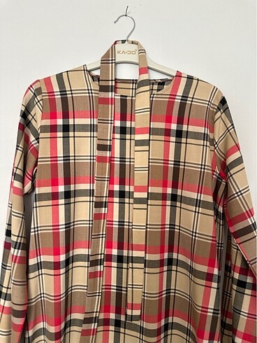 l Beden Burberry tunik