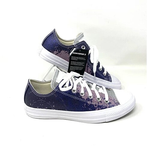 Converse Özel Seri