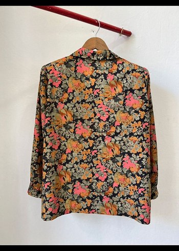 Çiçek Desenli Kadın Uzun Kollu V Yaka Gömlek - Görsel 5