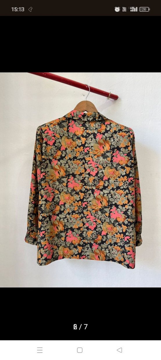 Çiçek Desenli Kadın Uzun Kollu V Yaka Gömlek - Görsel 5