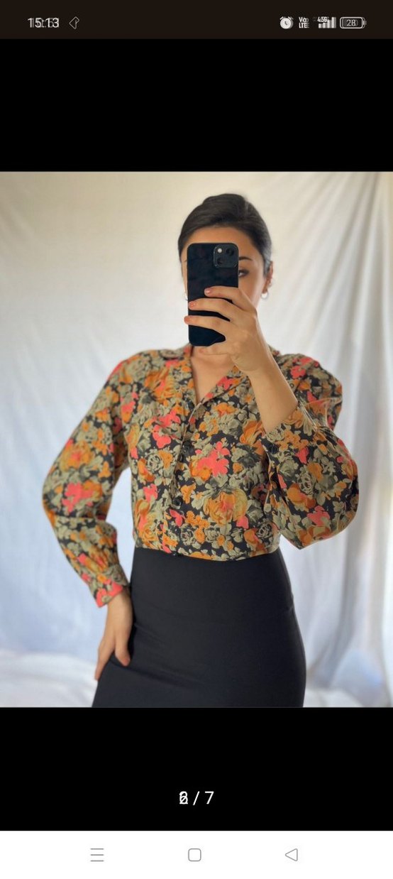 Çiçek Desenli Kadın Uzun Kollu V Yaka Gömlek - Görsel 2