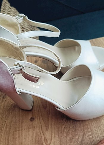Beyaz Platform Topuklu Kadın Abiye Ayakkabı - Görsel 2