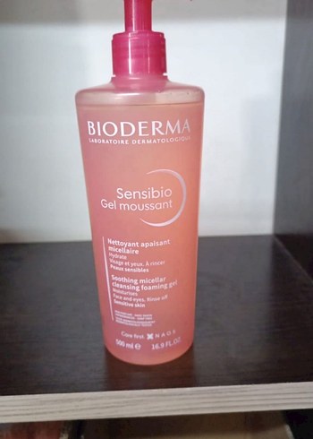 Bioderma Bioderma Sensibio H2O Micellar Su ve COSRX Snail 96 Essence