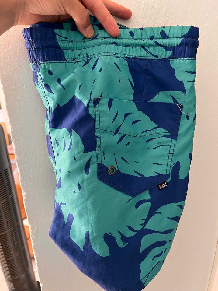 Erkek Kısa Renkli Düğmeli Mayo Şort - Görsel 2