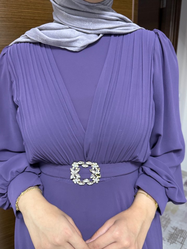 Mor Uzun Drapeli Tesettür Abiye Elbise - Görsel 4