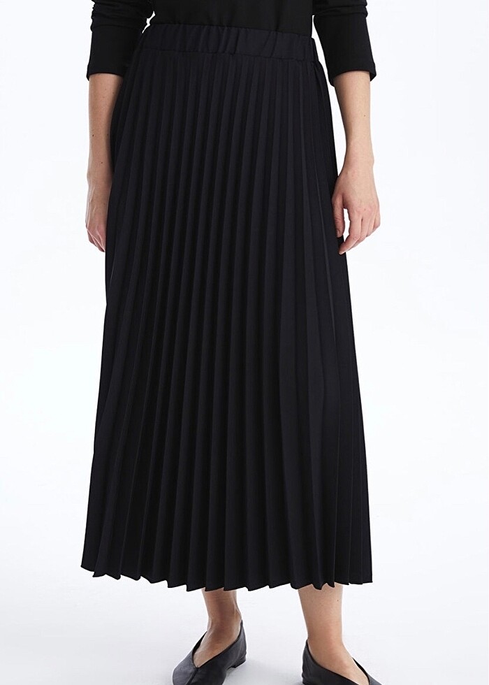 LC WAIKIKI CLASSIC  s-m beden siyah piliseli etek - Görsel 3